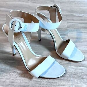 Gianvito Rossi Portofino 105 Nappa Heels Sandal in White 38